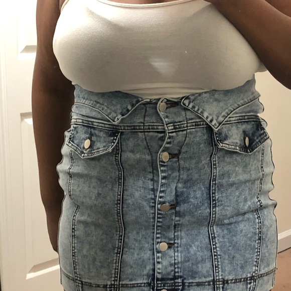 Denim Acid Skirt - Picture 3 of 4